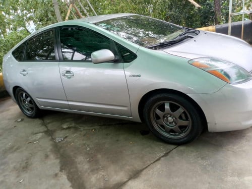 Prius.  2008