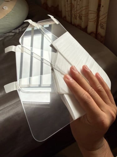 2.5$ Screen protector iphone អត់គែមខ្មៅ​ Xដល់​17​ pro max