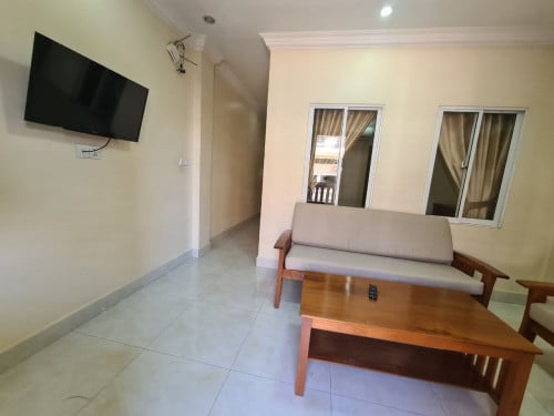 Western 2Bedroom Apartment Russian Market
