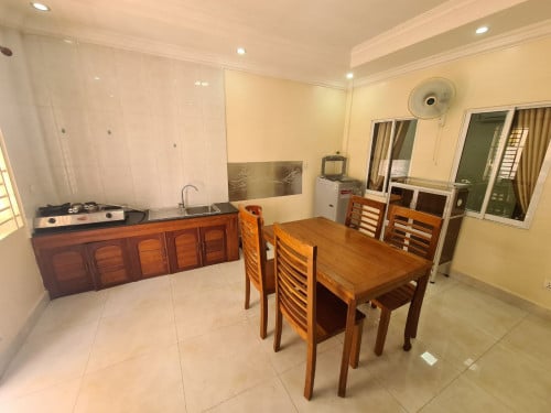Western 2Bedroom Apartment Russian Market