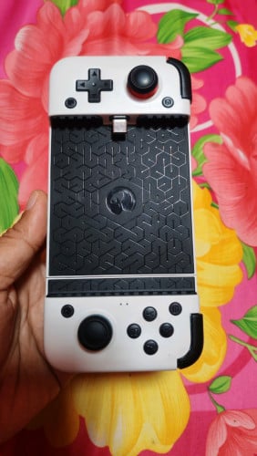 ដៃហ្គេម លើទូរស័ព្ទ