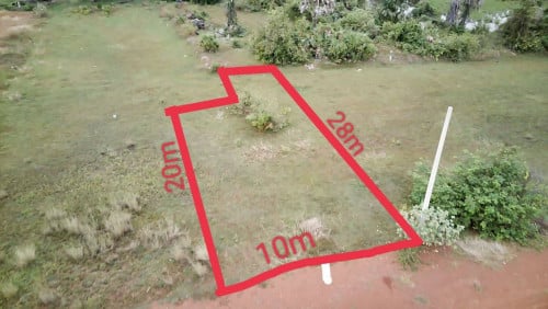 ដីលក់ ប្រញាប់លុយ លក់ក្រោមទីផ្សារ លក់មួយឡូតិ៍ 6500$