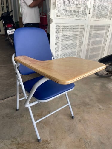 កៅអីសិស្ស