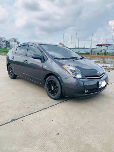 ឡានព្រុស08លក់បន្ទាន់ប្រញាប់លុយ