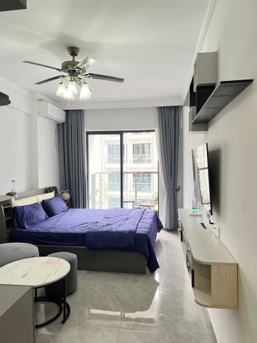 ខុនដូរជួលទីតាំង មាត់ទន្លេរជិតវត្តភ្នំ កាន់ម្ចាស់ផ្ទាល់️តម្លៃពិសេសត្រឹមតែ 300$ ( floor 5 )