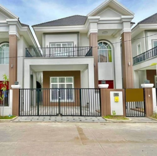 វិឡាទោលសំរាប់ជួលនៅក្បែរស្តុបបាគូ ផ្លូវ50ម