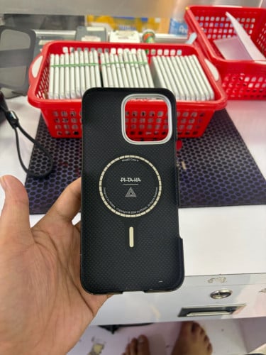 លក់ case iphone 16 pm 97%