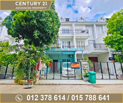 វីឡាកូនកាត់ (LM) ក្នុងបុរី ភ្នំពេញថ្មី 598 ផ្លូវឯកឧត្តមជាសុផារ៉ា ត្រូវការលក់បន្ទាន់ខ្លាំង