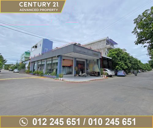 🏘 ផ្ទះល្វែង (កែង) ក្នុងបុរី ពិភពថ្មីចំការដូង1 ត្រូវការលក់បន្ទាន់ខ្លាំង