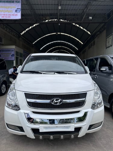 Hyundai starex 2015