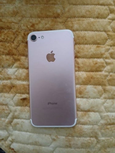 IPhone 7 32GB storage 30$