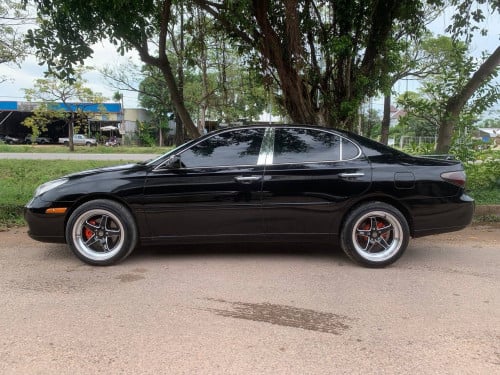 lexus Es 300 ឆ្នាំ​ 03