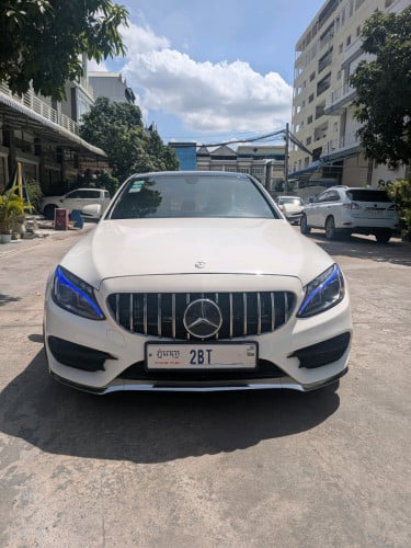 Mercedes Benz C300
