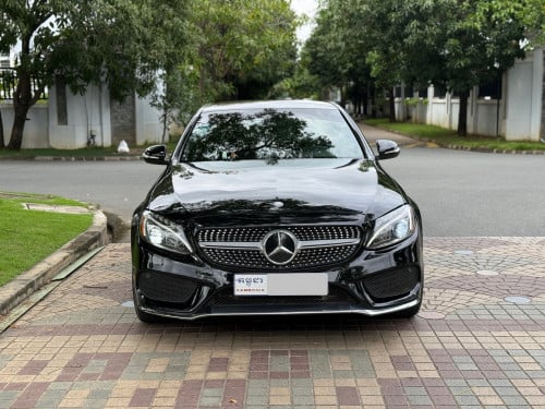 Mercedes Benz C300 AMG 4Martic 2015 Full option