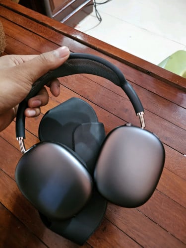 Resell Airport max 90% មានស្នាមប៉ះតិចតួច