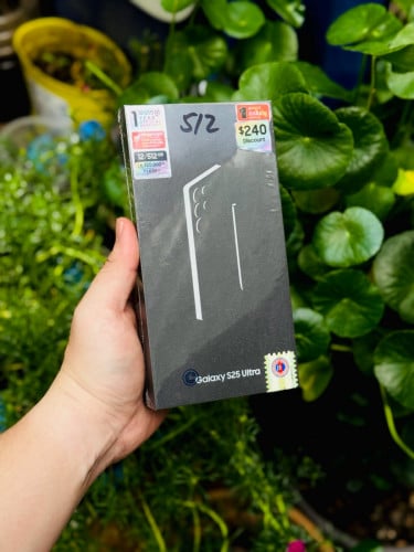 S25 Ultra 512GB ថ្មីក្រុមហ៊ុន ធានា1ឆ្នាំ តម្លៃល្អ កាដូច្រើន