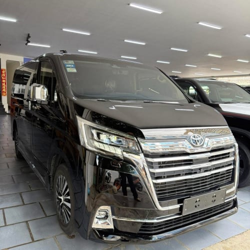 Toyota Granvia 2023 Full Option ម្ចាស់ដើម 3.5L V6  តម្លៃនិយាយគ្នាបាន 保證特價