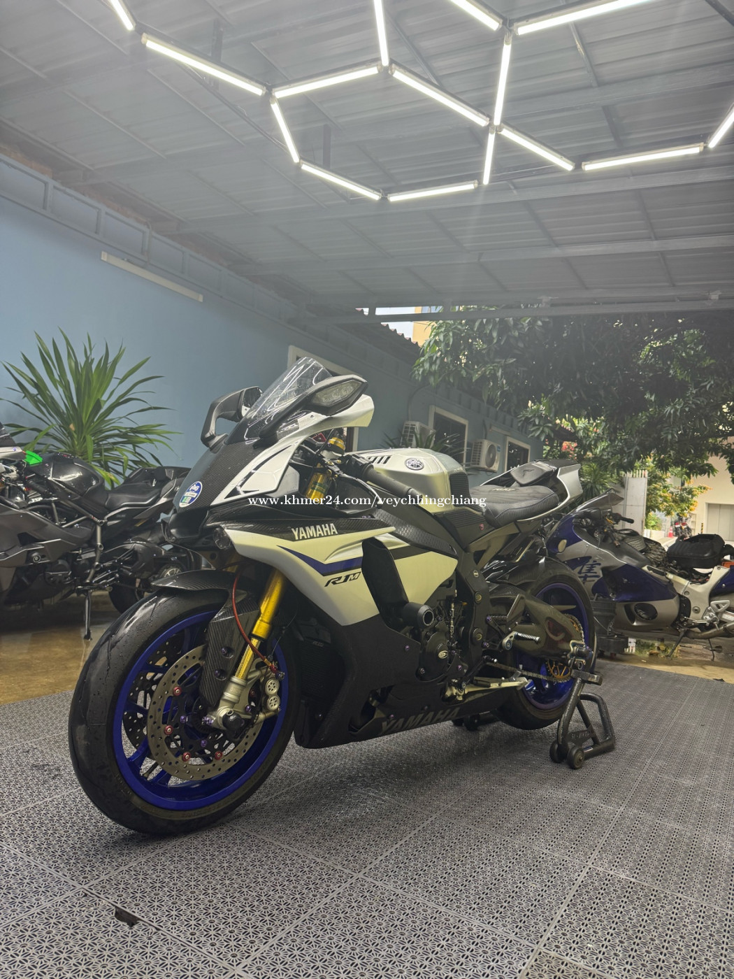 Yamaha R1M 2015 ពន្ធពេញ។ price $11888.00 in Chbar Ampov Muoy, Chbar ...