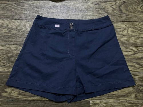 ខោខ្លីស្អាត តម្លៃ8000រៀល