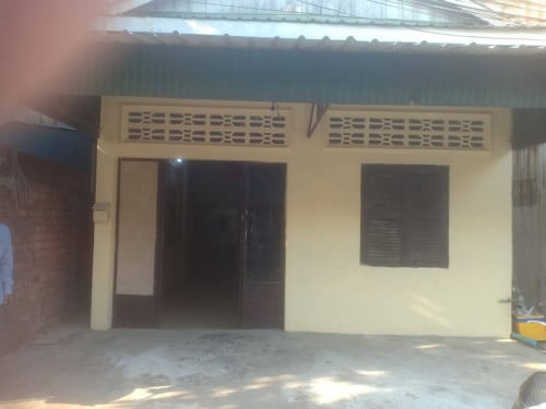 ផ្ទះជួល ទីតាំង: ភូមិត្នោតជ្រុំ៣ សង្កាត់បឹងទំពន់២ ខ័ណ្ឌមានជ័យ, ភ្នំពេញ