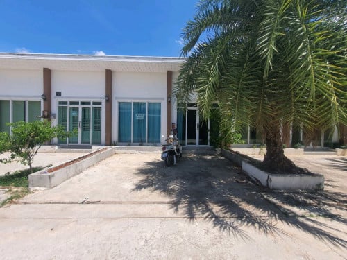 ផ្ទះជួល 100$ មាន 2 បន្ទប់គេង