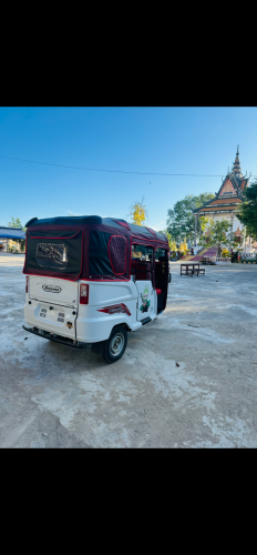 ថ្មីគ្មាន2 ចង់លក់ដូរសារី ម្ចាស់ដើមទី1