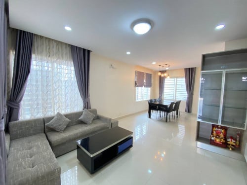វីឡាកូនកាត់សម្រាប់ជួល | Link villa LC2 for Rent in borey penghout boeung snor