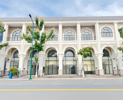 ផ្ទះអាជីវកម្មពីរសម្រាប់ជួល | Two Shophouses for Rent