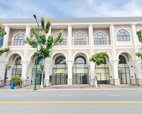 ផ្ទះអាជីវកម្មពីរសម្រាប់ជួល | Two Shophouses for Rent