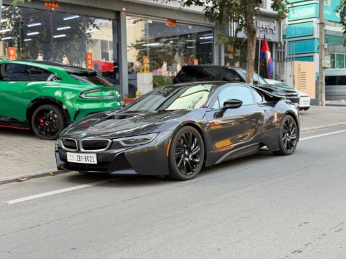 2015 BMW I8 full option *Special Price