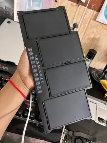 Battery 🔋 MacBook air 2017 99%