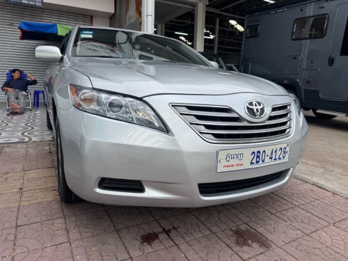 CAMERY hybrid ឆ្នាំ2007 full optionអាគុយតែម៣