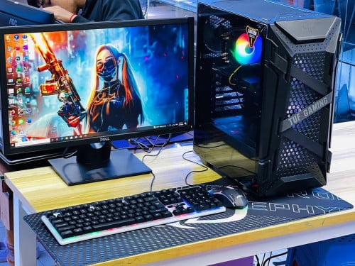 Desktop TUF Gaming and LCD Dell 24”