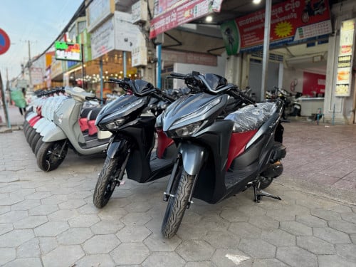 Honda Click 2023 ថ្មីកេស Smartkey