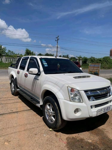 izusu 2012 ឆ្វេងសុីន