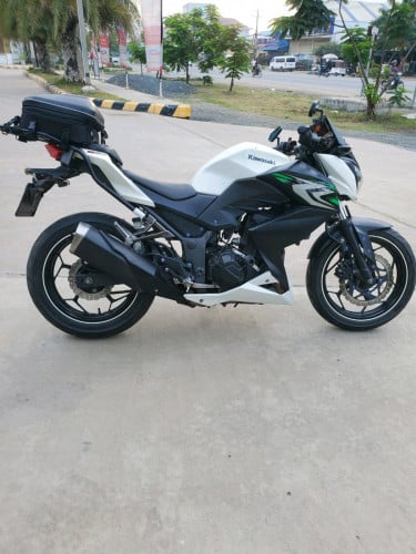 Kawasaki Z250