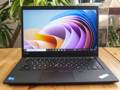Lenovo ThinkPad T14 (Gen 2) | i7-1165G7 | 16G RAM | SSD 512 GB | Year 2021