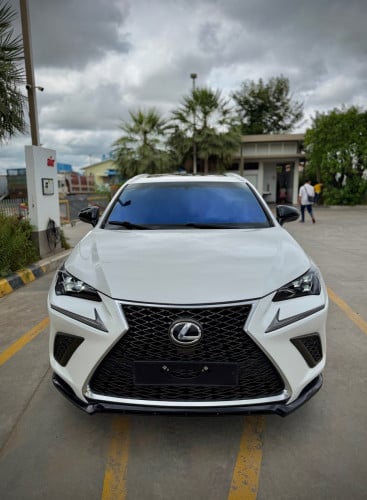 lexus nx200f fsport ក្នុង ឆឺរី ហ្សីន ឡេីង 2020 ហេីយ​ស្អាត​