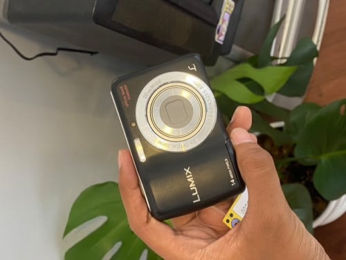 Panasonic LUMIX DMC-LS5