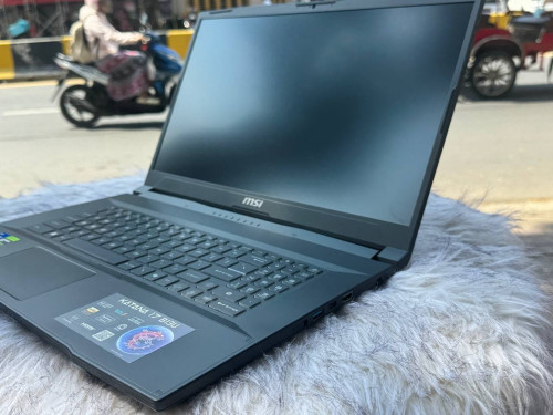 MSI KATANA 17