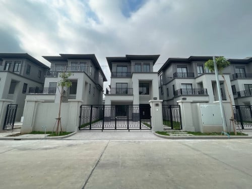 Queen Villa B II  for Rent Borey Chip Mong 6A 