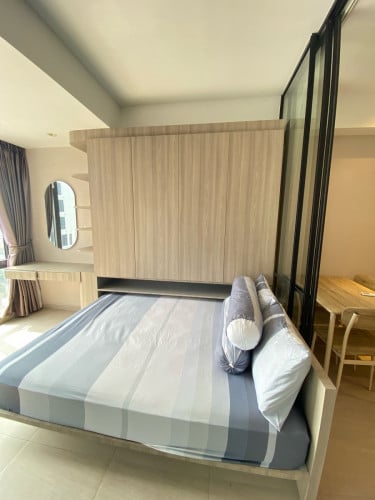 Time Square 3 available for rent