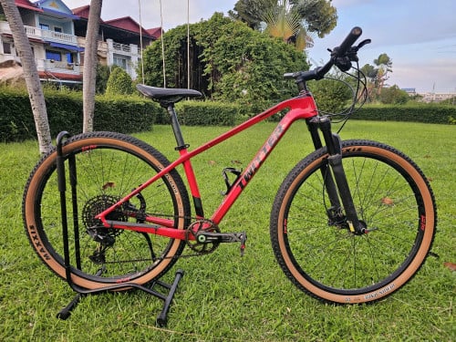 Twitter warriorpro មួយទឹកស្អាត