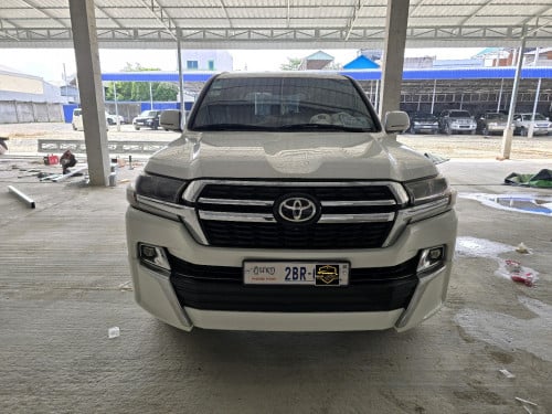 ទិញដាច់ ក៏បាន បង់រំលស់ ក៏បាន