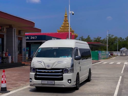 ប៊ុត ធារ៉ា សេវាកម្មជួលរថយន្តទំនើប VIP