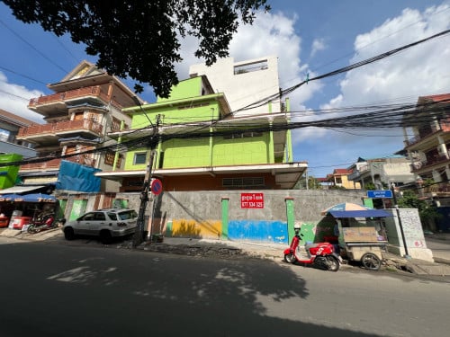 Corner house for rent