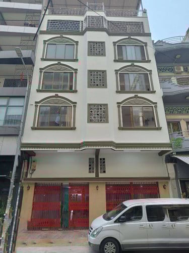 Guesthouse for rent riverside