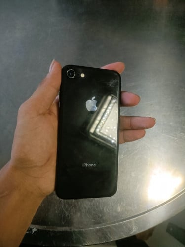 iPhone 8 64G