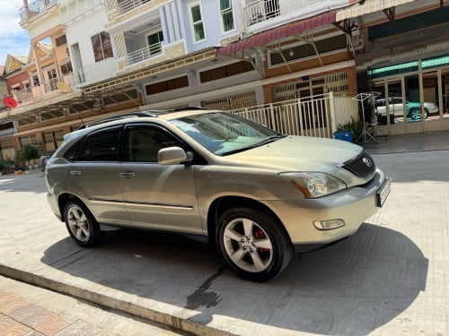 Lexus 2005 ប៉ុង1