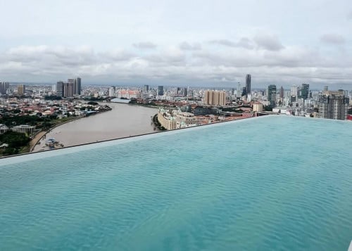 Luxury condo for rent at Koh Norea Floor 23th